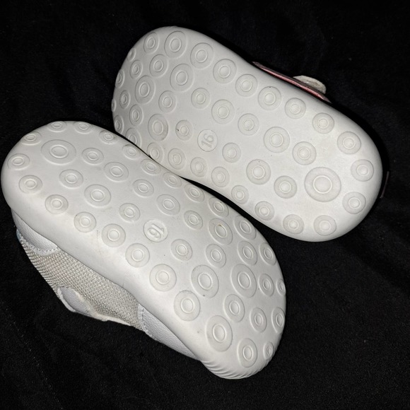 NEW MK Baby Shoes White Blue and Pink Stripes SZ 16 EU Baby - Picture 3 of 4